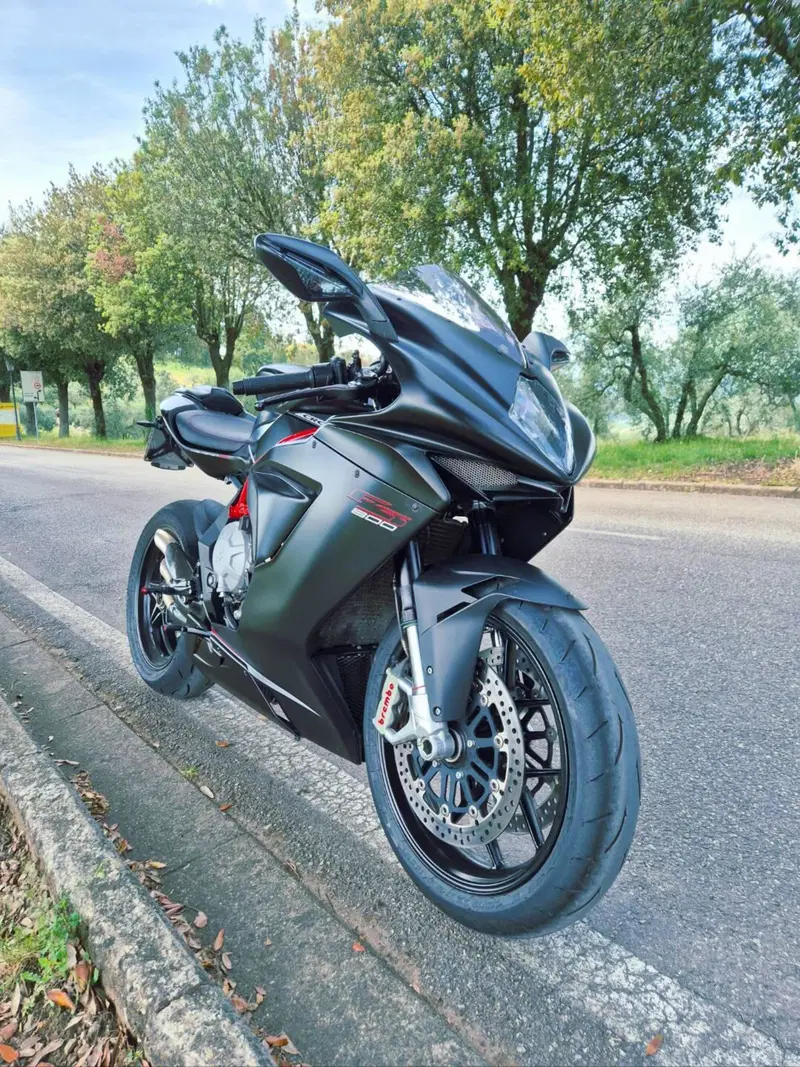 MV Agusta F3 800 EAS (2013 - 15)