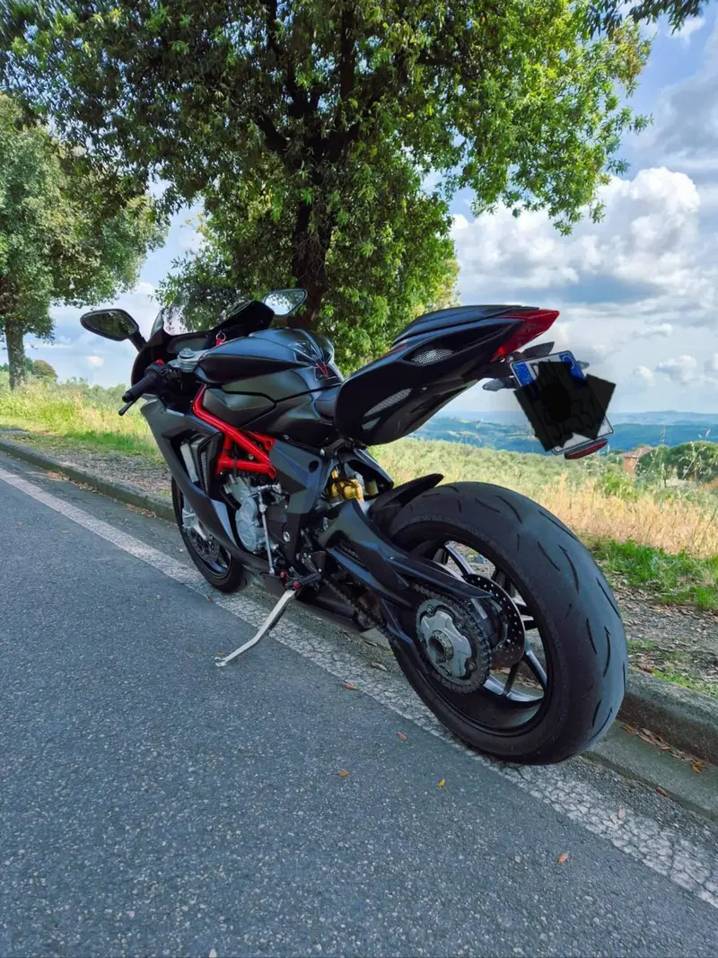 MV Agusta F3 800 EAS (2013 - 15) (3)