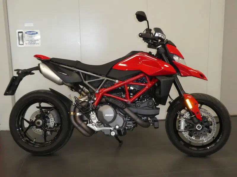 Ducati Hypermotard 950 (2022 - 25) (4)