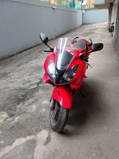 Honda VFR 800 (2002 - 05) usata