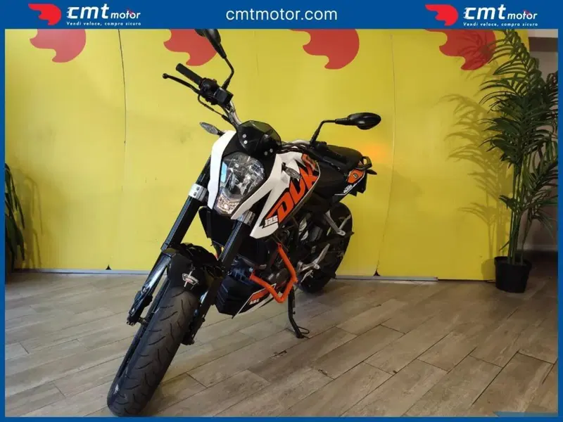 KTM 125 Duke ABS (2013 - 16) (2)