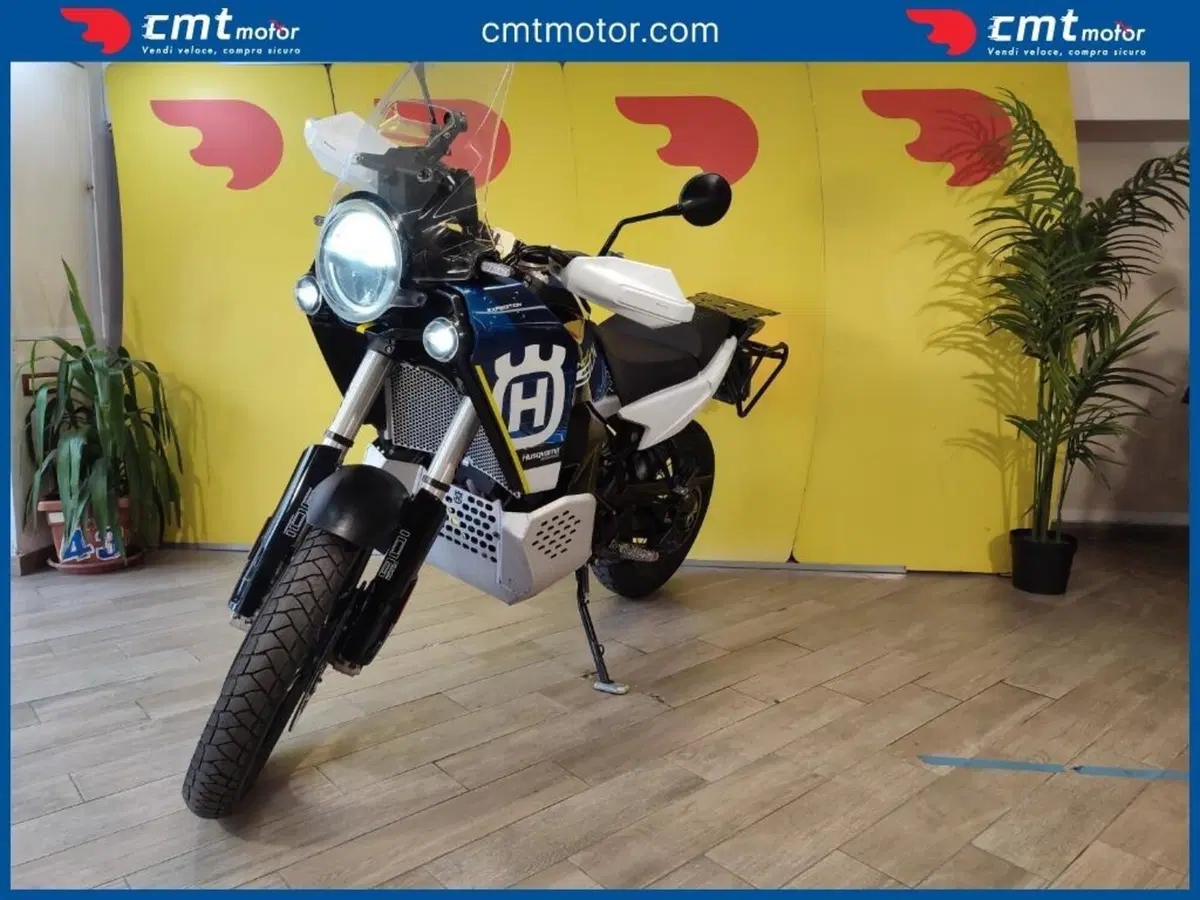 Husqvarna Norden 901 Expedition (2023 - 24) (2)