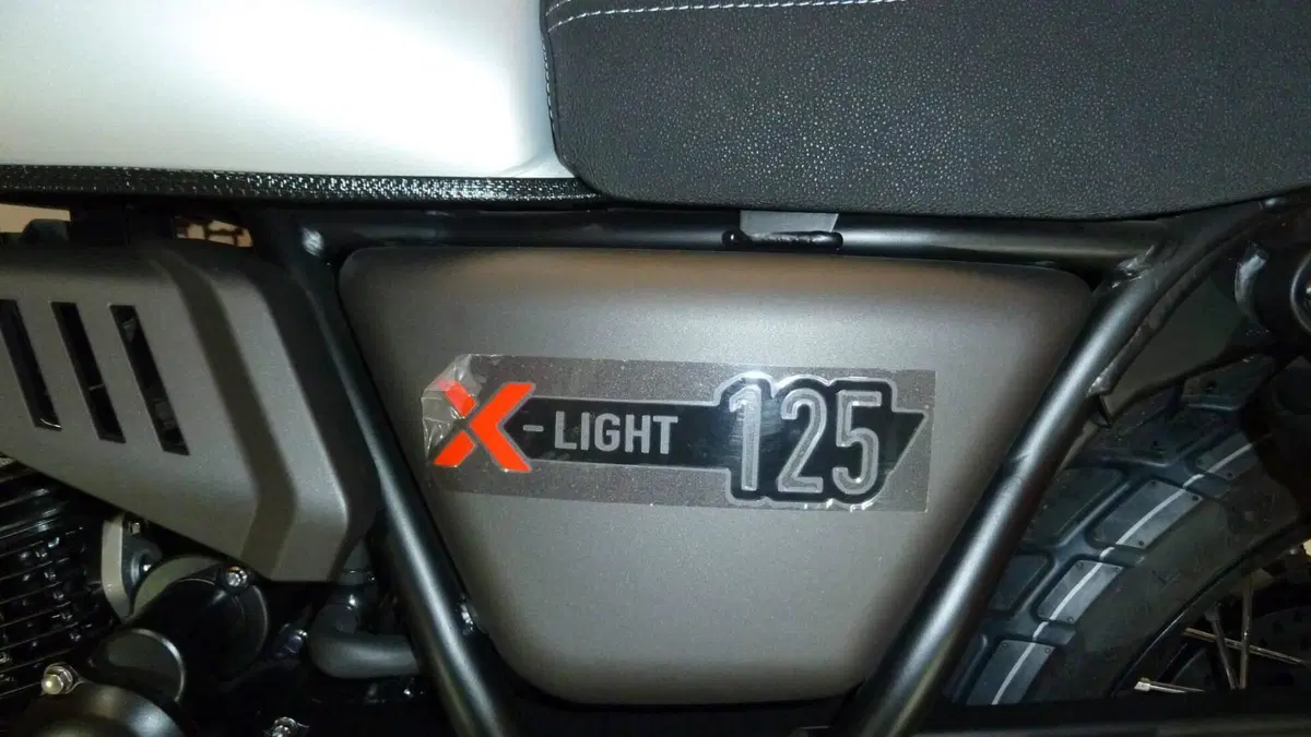 Keeway Motor X-Light 125 (2023 - 26) (2)