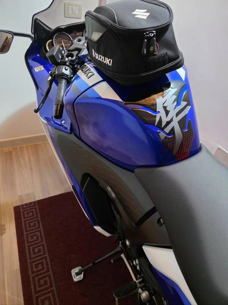 Suzuki GSX 1300 R Hayabusa Special Edition (2026) (3)