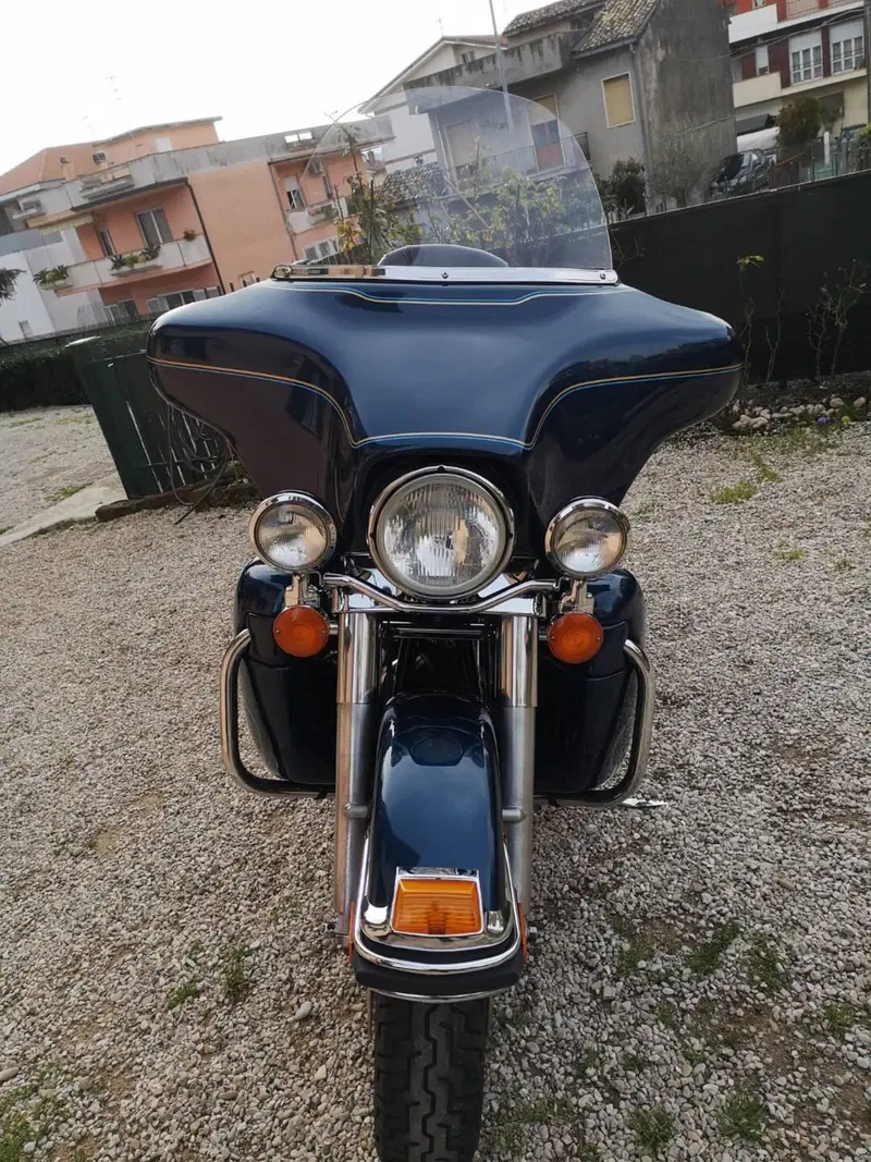 Harley-Davidson 1340 Electra Glide Ultra Classic (1994 - 98) - FLHTCU (2)