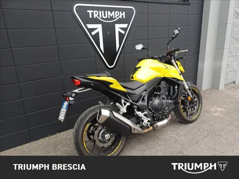 Honda CB 750 Hornet (2023 - 24) (3)