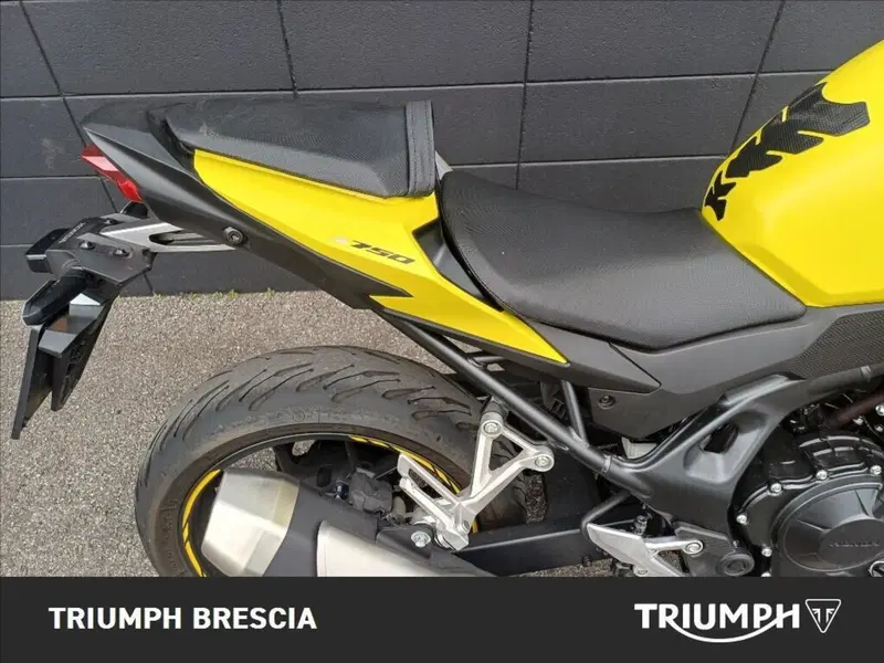 Honda CB 750 Hornet (2023 - 24) (5)