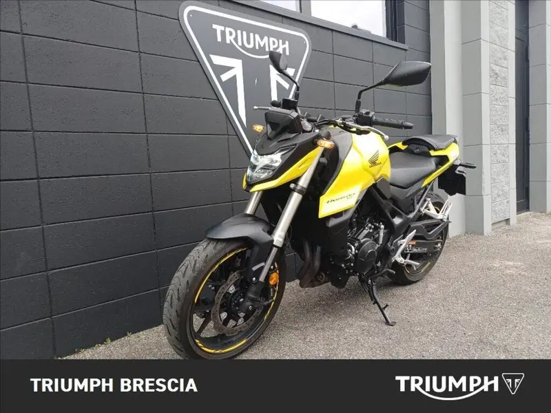 Honda CB 750 Hornet (2023 - 24) (12)