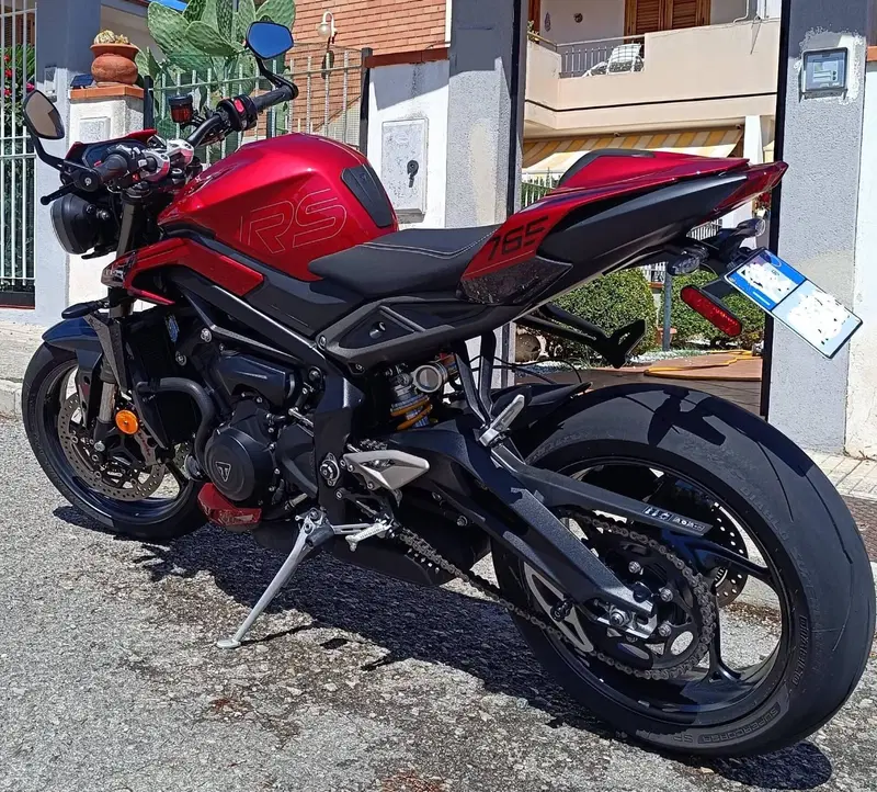 Triumph Street Triple 765 RS (2023 - 26) (6)