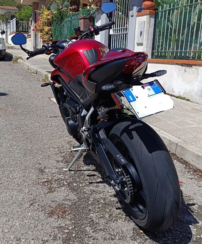 Triumph Street Triple 765 RS (2023 - 26) (7)