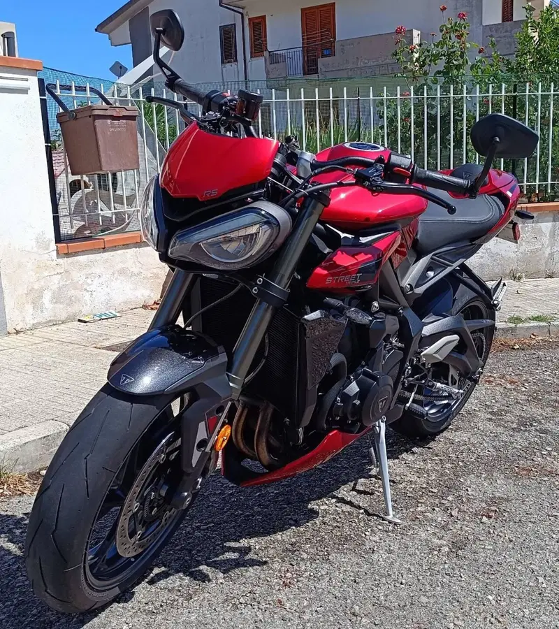 Triumph Street Triple 765 RS (2023 - 26) (8)