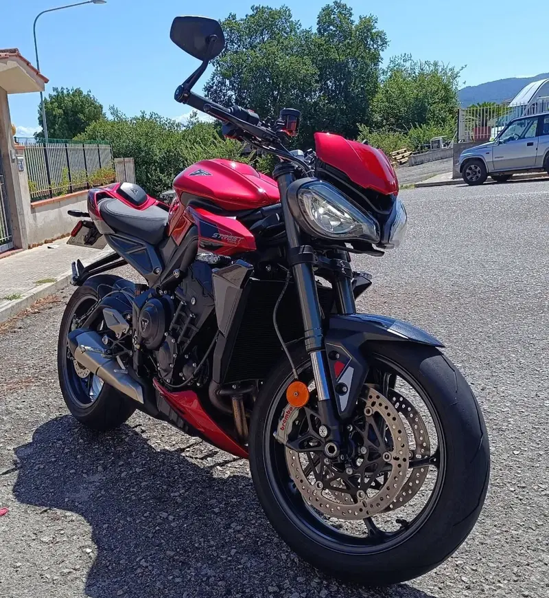 Triumph Street Triple 765 RS (2023 - 26) (9)