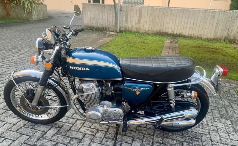 Honda CB 750 FOUR-K2 (2)