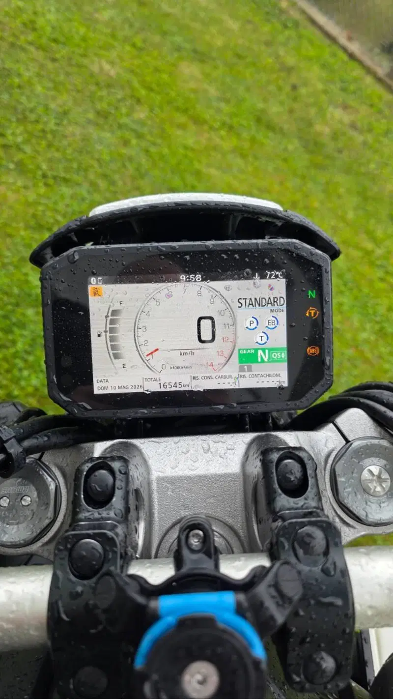 Honda CB 1000 R (2021 - 25) (6)
