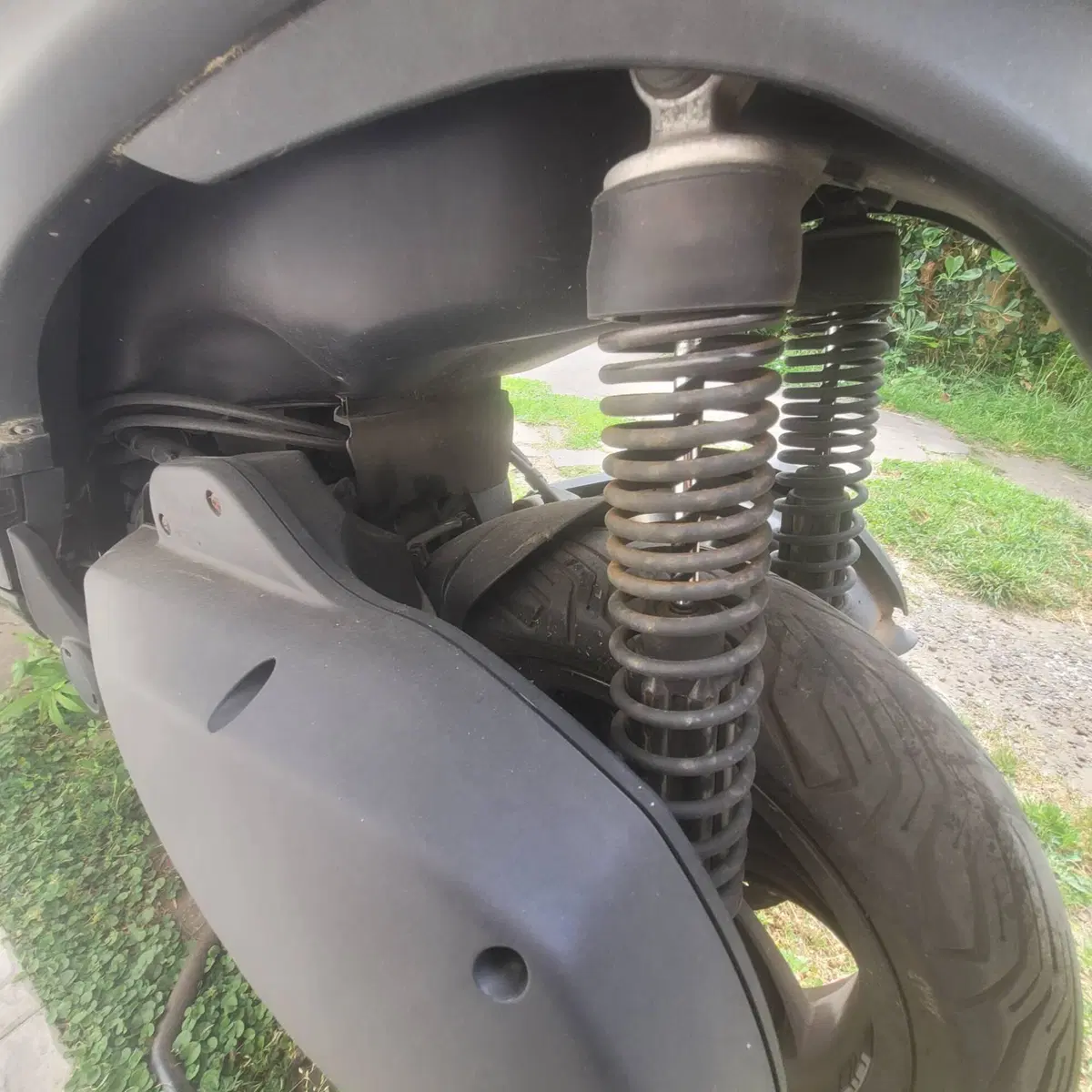 Piaggio MP3 300 ABS Hpe (2021 - 24) (3)