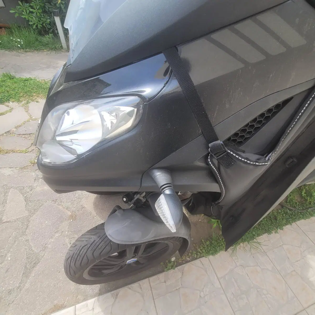 Piaggio MP3 300 ABS Hpe (2021 - 24) (6)