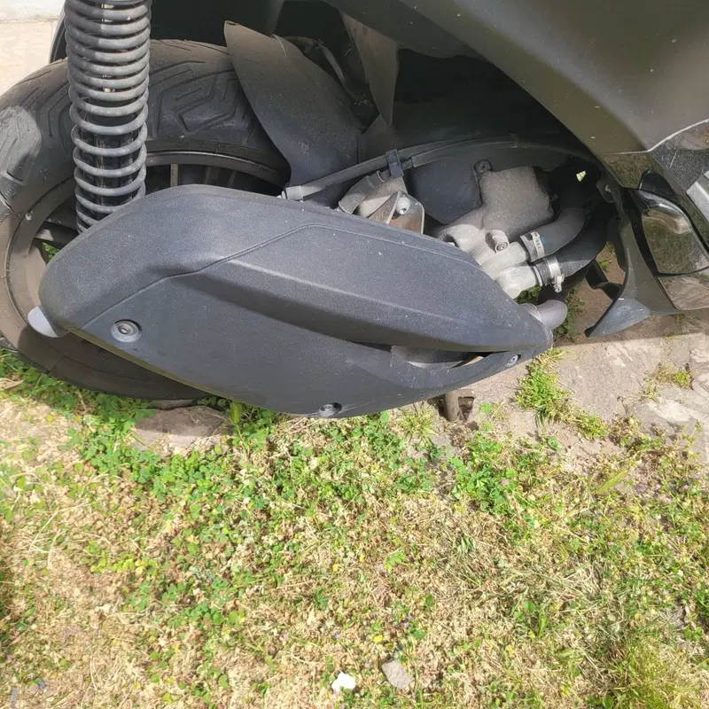 Piaggio MP3 300 ABS Hpe (2021 - 24) (7)