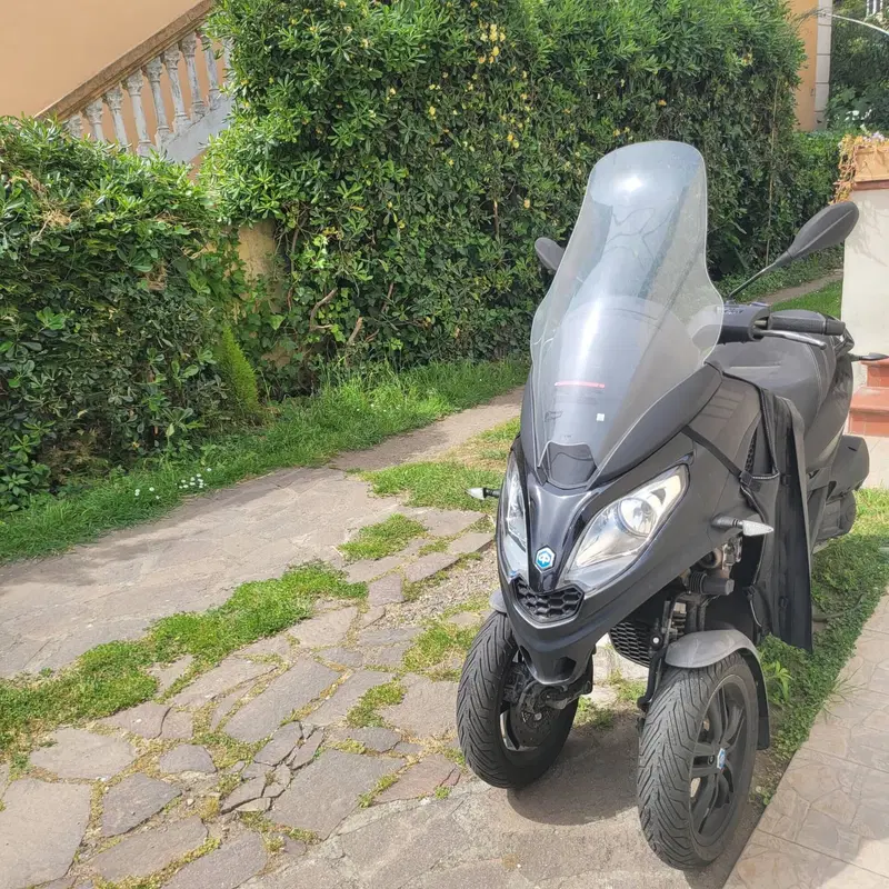 Piaggio MP3 300 ABS Hpe (2021 - 24) (12)