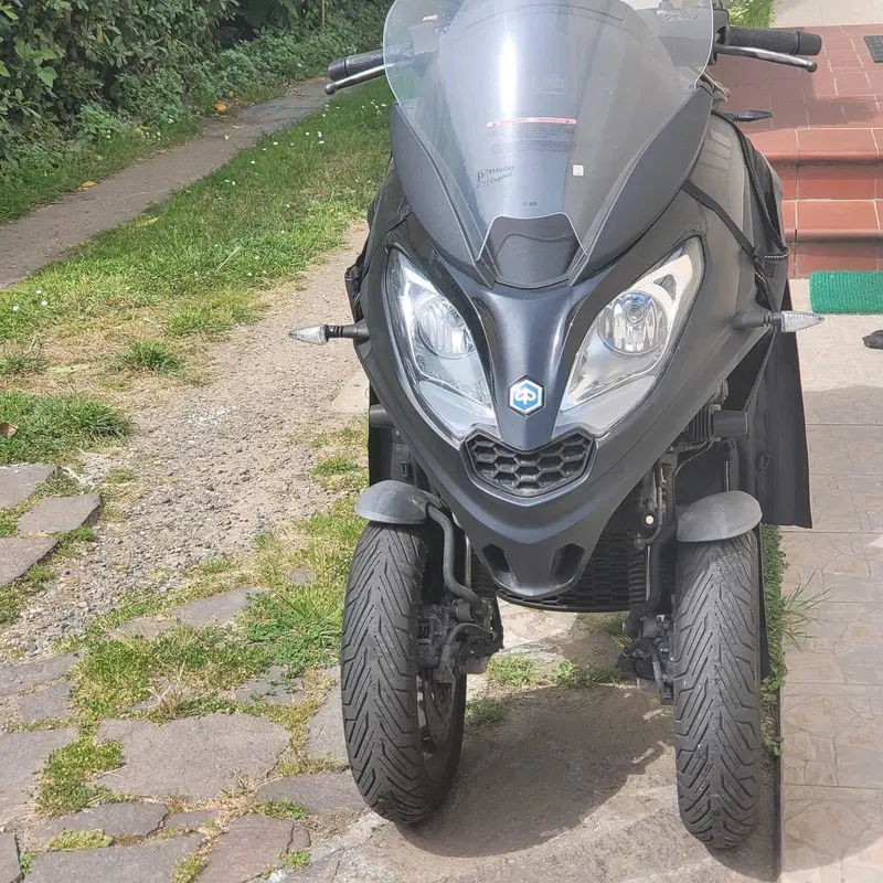 Piaggio MP3 300 ABS Hpe (2021 - 24) (17)