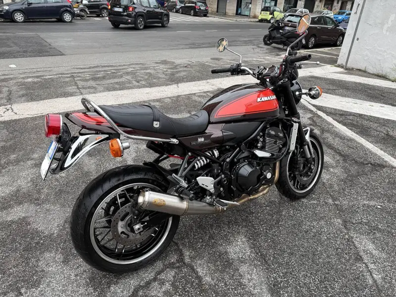 Kawasaki Z 900 RS (2022 - 25) (6)