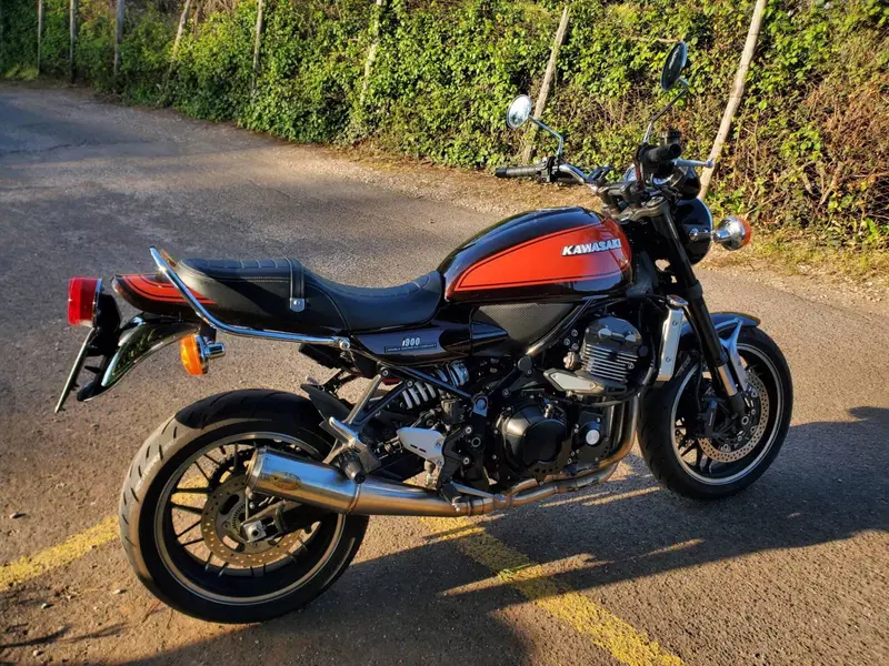 Kawasaki Z 900 RS (2022 - 25) (8)