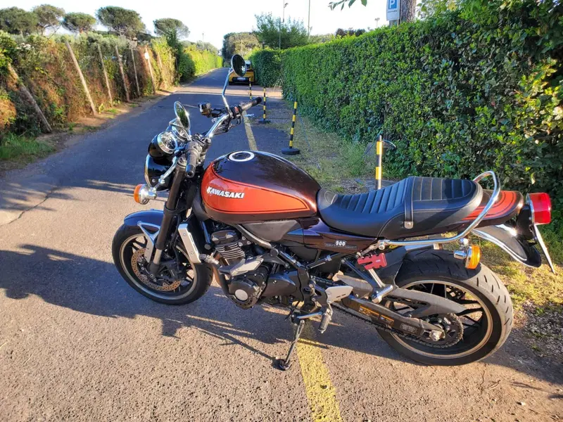 Kawasaki Z 900 RS (2022 - 25) (11)