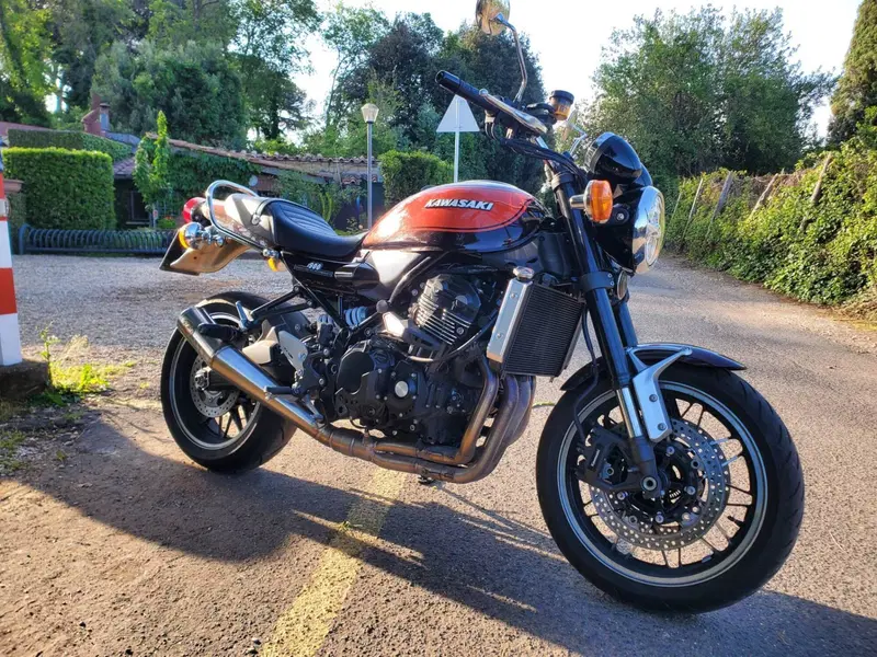 Kawasaki Z 900 RS (2022 - 25) (12)