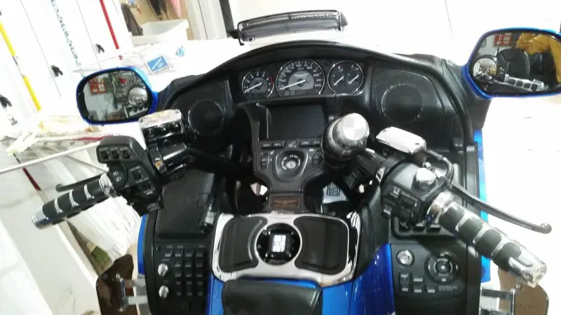 Honda GL 1800 Gold Wing (2012 - 17) (3)