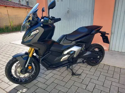 Honda X-ADV 750 DCT (2021 - 24) usata