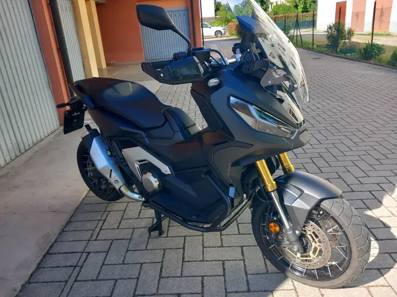 Honda X-ADV 750 DCT (2021 - 24) (2)
