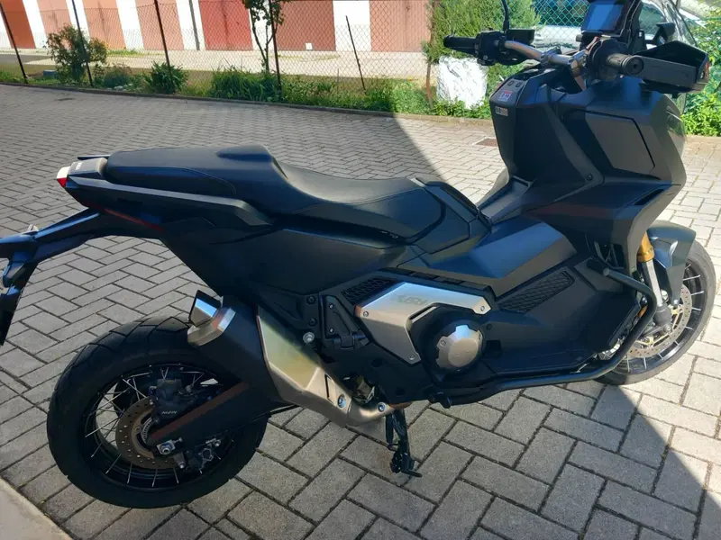 Honda X-ADV 750 DCT (2021 - 24) (6)