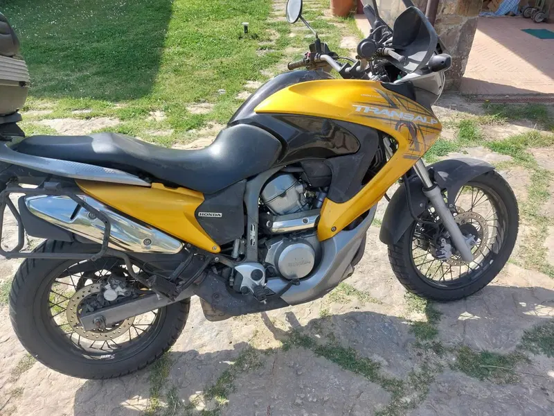 Honda Transalp XL 700 V (2007 - 2013) (2)