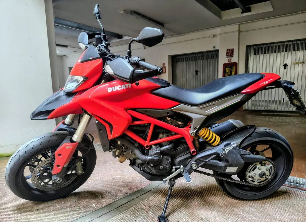 Ducati Hypermotard 821 (2013 - 15) (2)