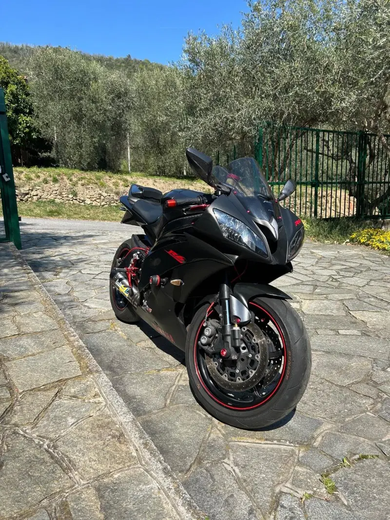Yamaha YZF R6 (2008 - 09)