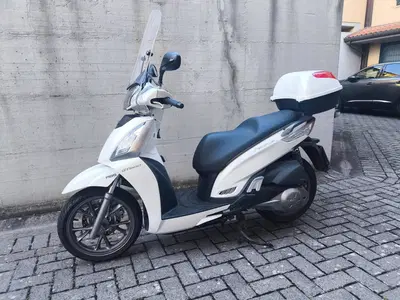 Kymco People 300i GT ABS (2016 - 20) usata