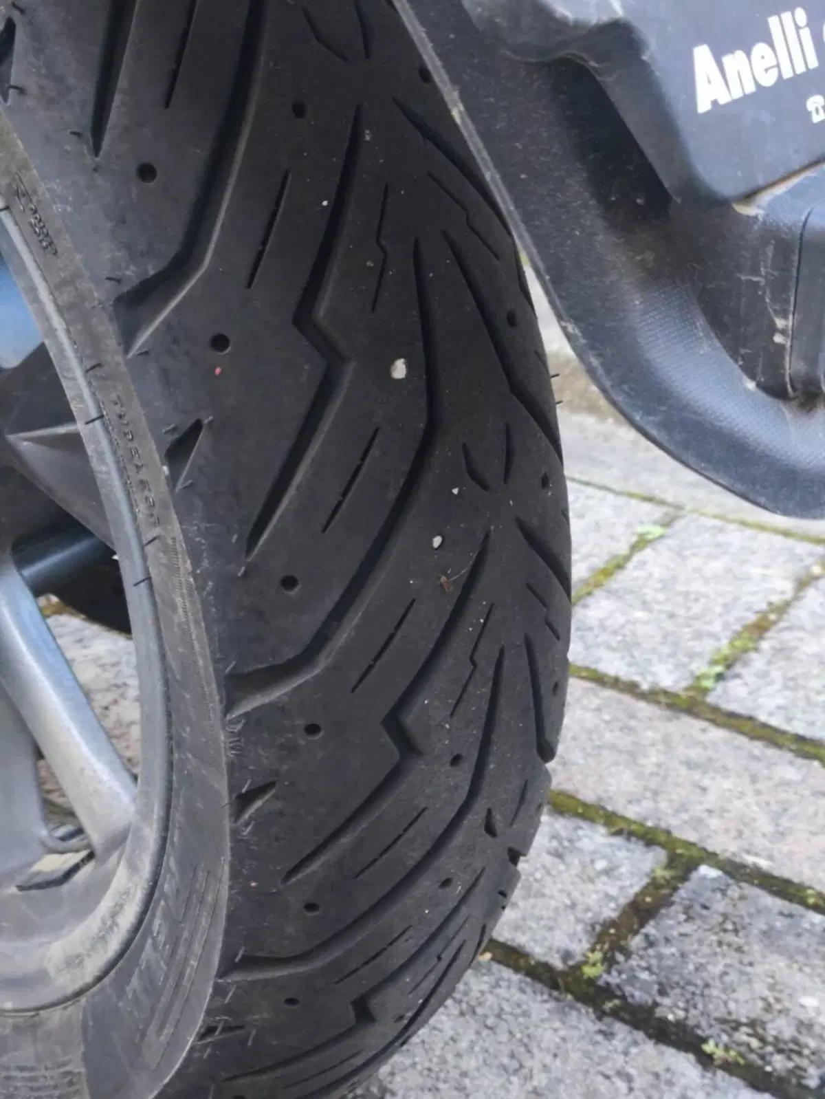Kymco People 300i GT ABS (2016 - 20) (5)