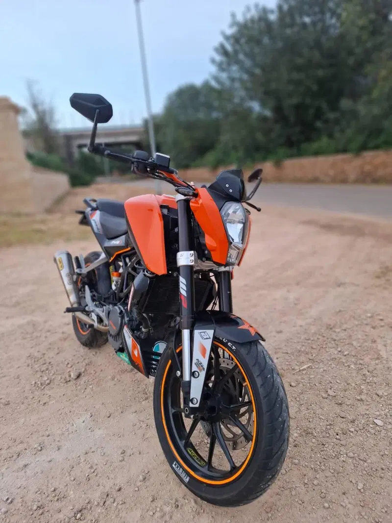 KTM 125 Duke ABS (2013 - 16) (2)
