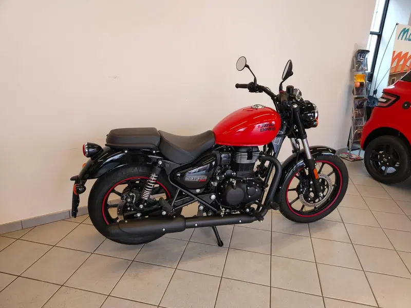 Royal Enfield Meteor 350 (2021 - 26) (10)