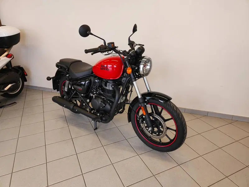 Royal Enfield Meteor 350 (2021 - 26) (13)
