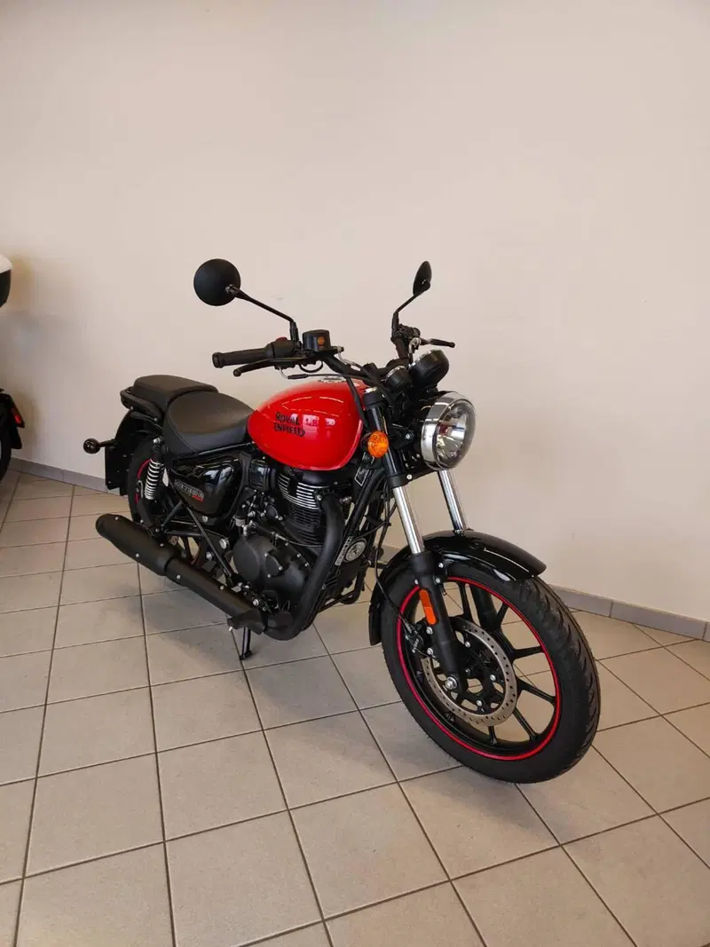 Royal Enfield Meteor 350 (2021 - 26) (14)