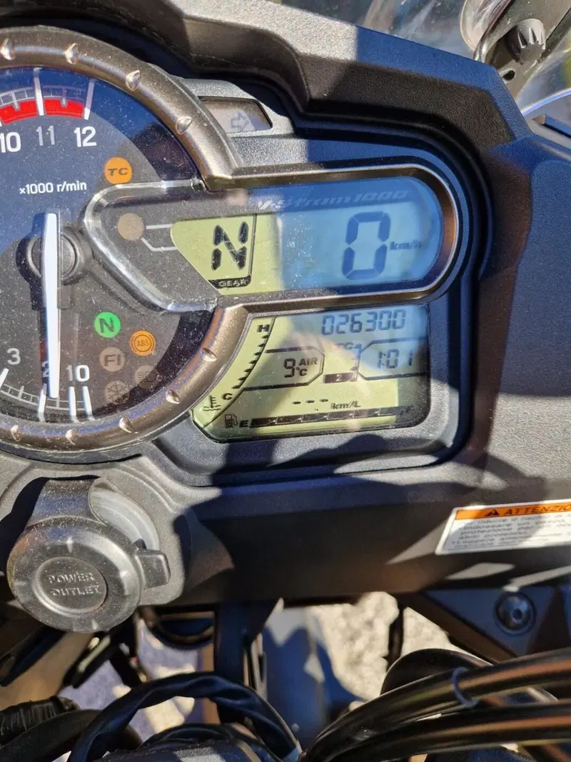 Suzuki V-Strom 1000 (2006 - 16) (2)