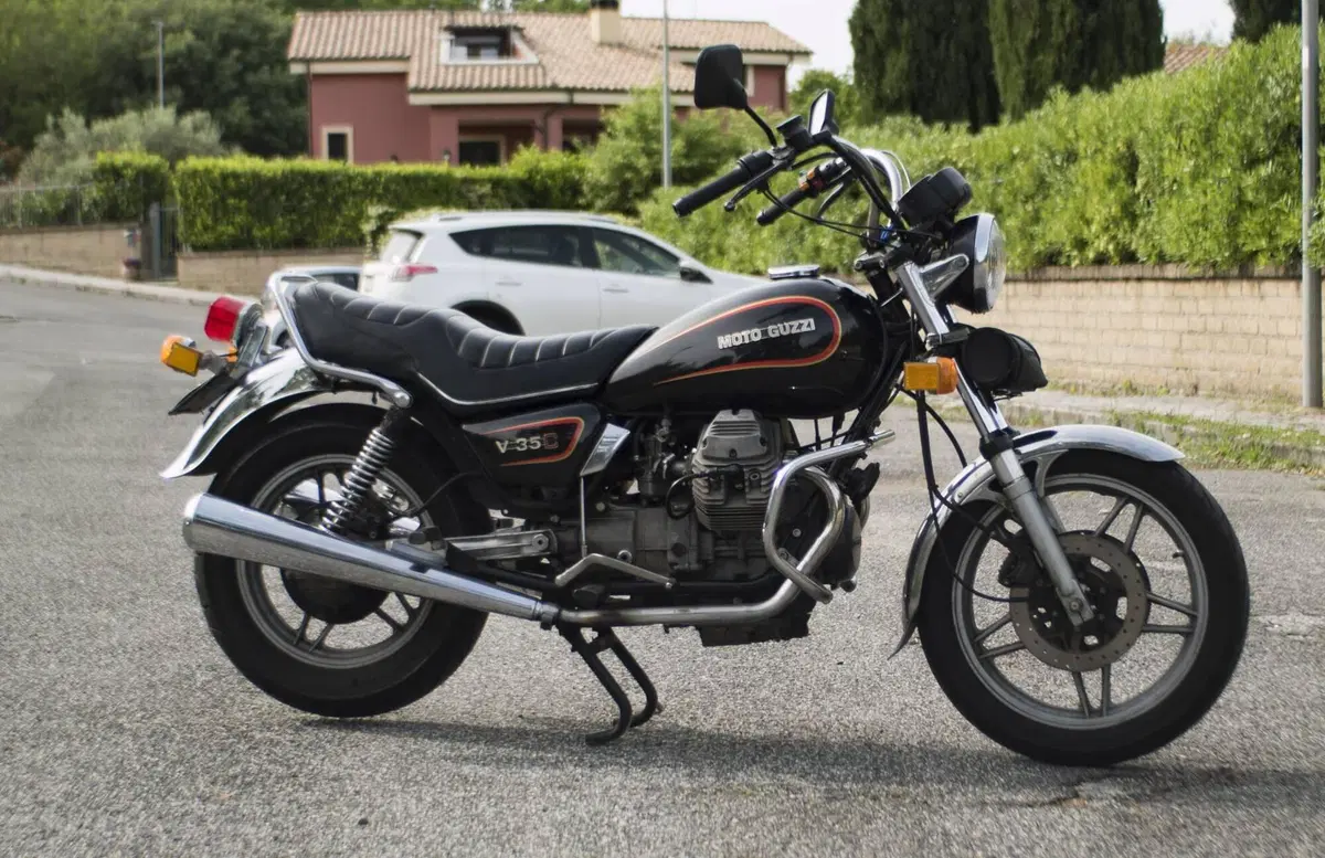 Moto Guzzi V35C (4)