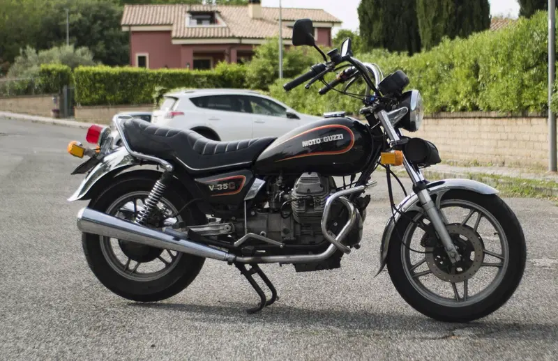 Moto Guzzi V35C (4)