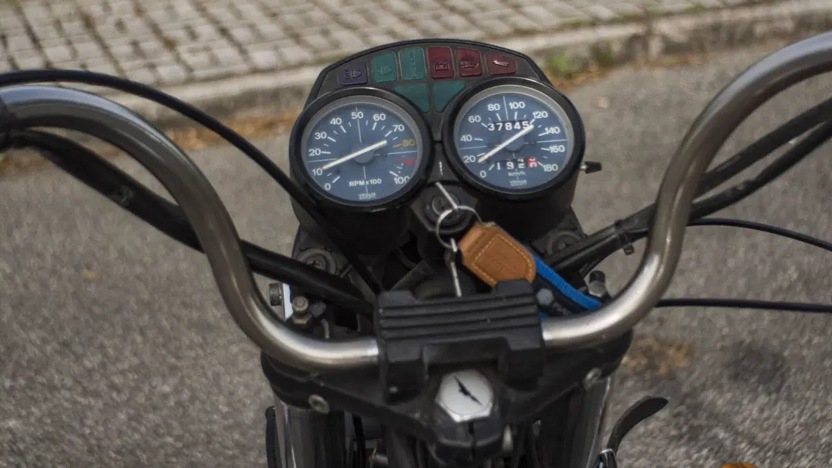 Moto Guzzi V35C (6)