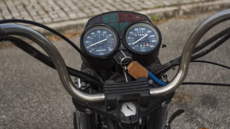 Moto Guzzi V35C (6)