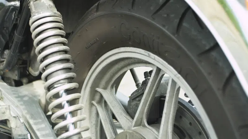 Moto Guzzi V35C (11)