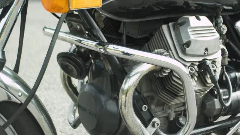 Moto Guzzi V35C (14)