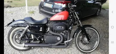 Harley-Davidson 883 Custom (2006 - 07) - XL 883C usata