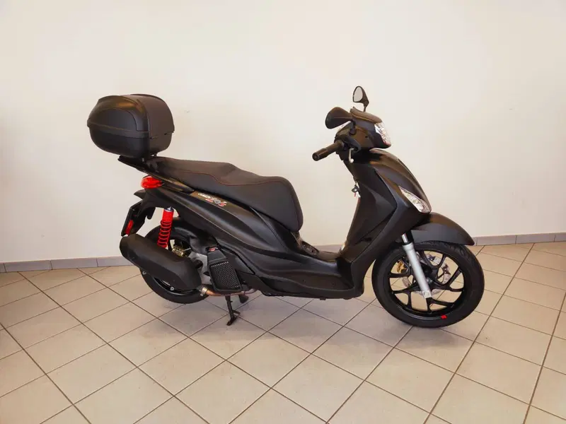 Piaggio Medley 150 S ABS (2021 - 25) (2)