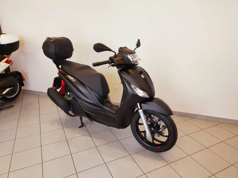 Piaggio Medley 150 S ABS (2021 - 25) (4)